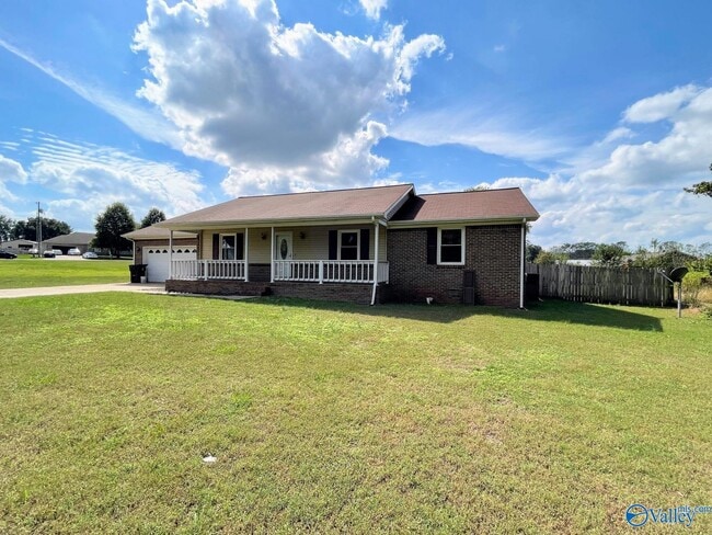 Building Photo - 112 Hazelwood Dr