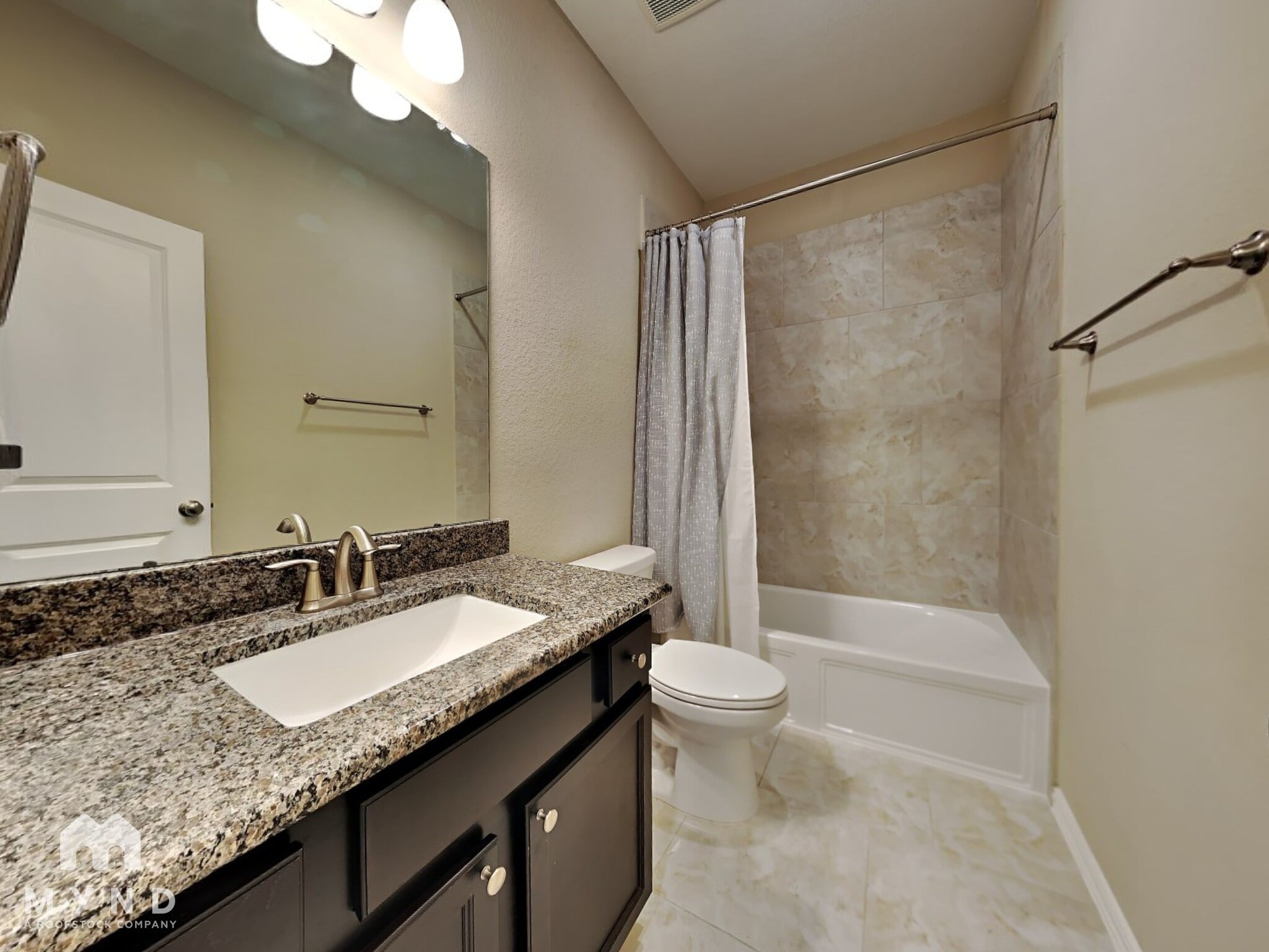 Building Photo - 2925 Fox Ledge Ct
