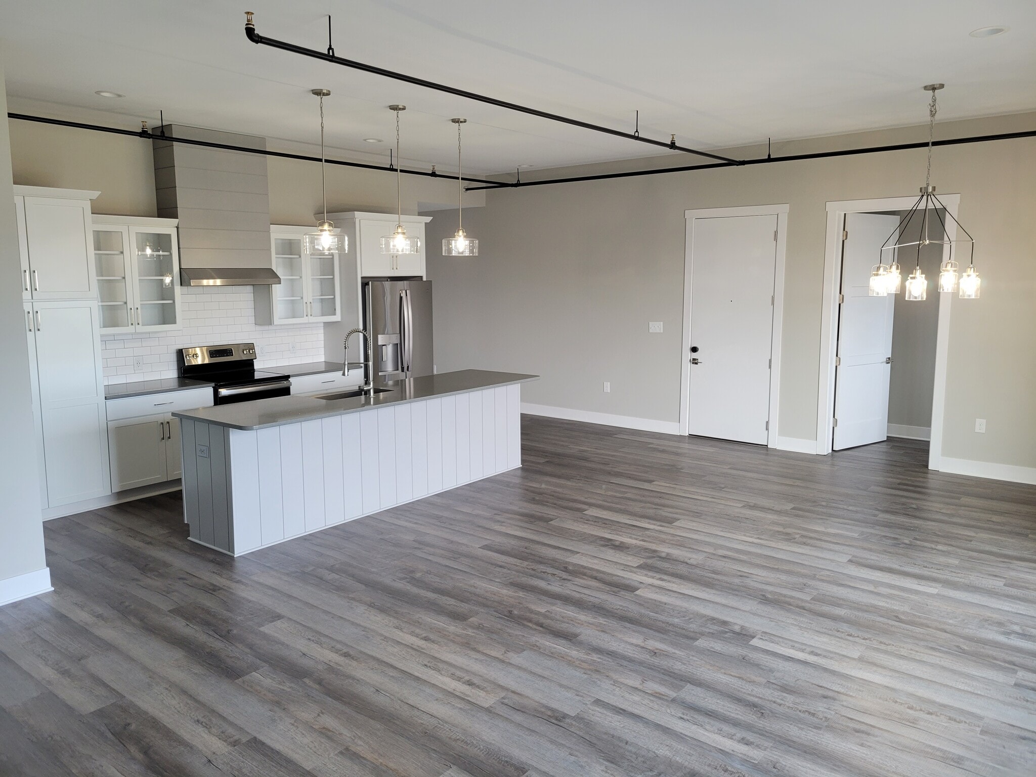 Living Area and Kitchen - 232 Mulberry St