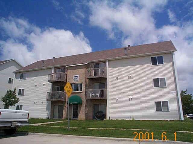 Rainbow Circle Apartments