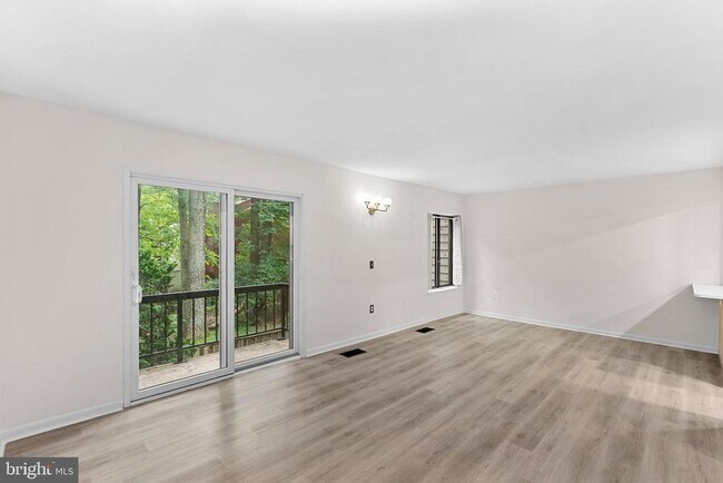 Building Photo - 11545 Hearthstone Ct