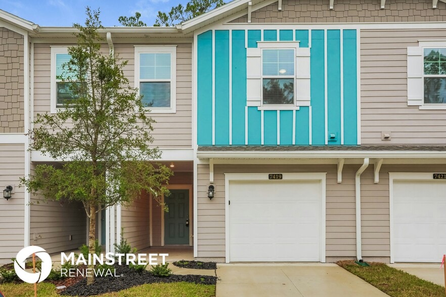 Primary Photo - 7419 Palm Hills Dr