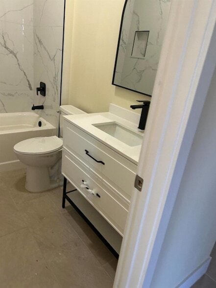 Building Photo - 768 Lindo Ln