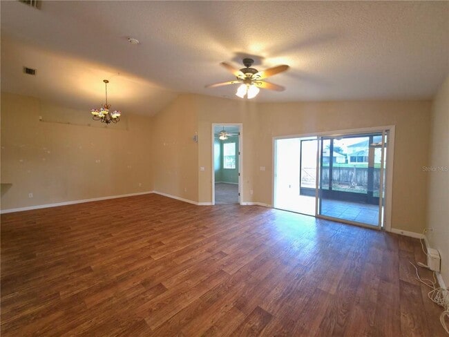 Building Photo - 5465 High Pasture Way