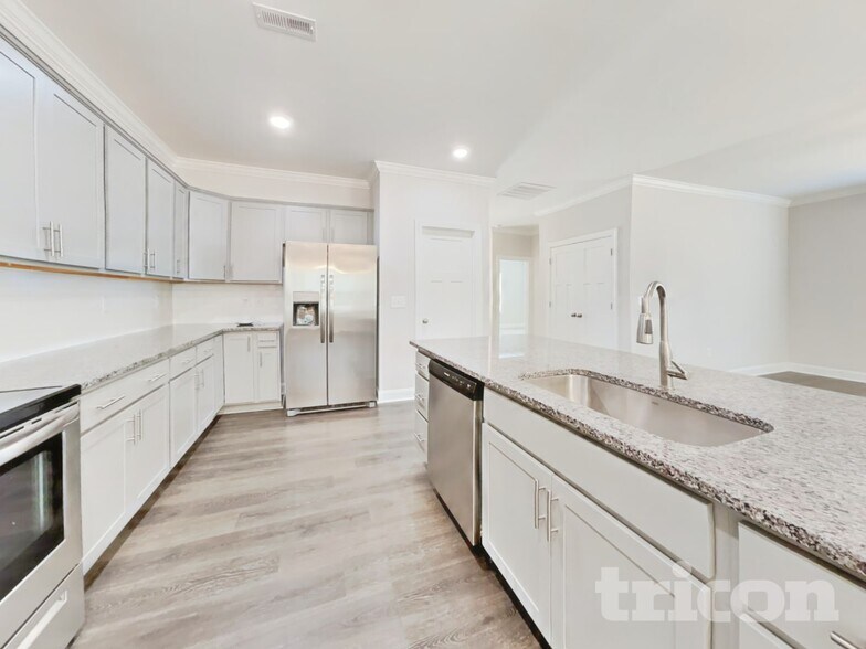 Building Photo - 89 D L Phillips Ln