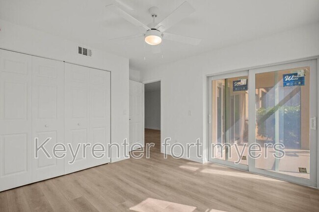 Building Photo - 16881 Davis Rd