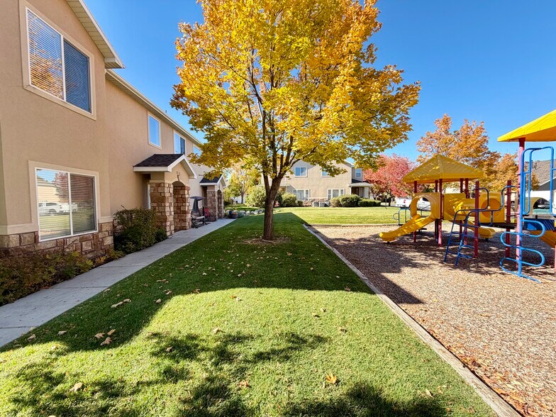 Building Photo - 7106 S Brittany Town Dr