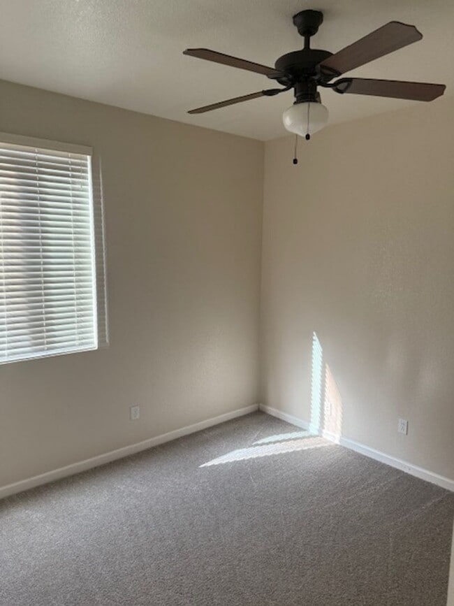 Building Photo - Spacious Single Story House in Natomas
