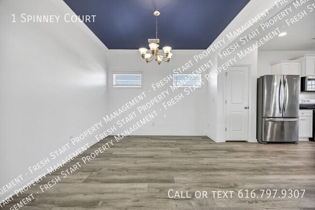 Building Photo - 1 Spinney Ct