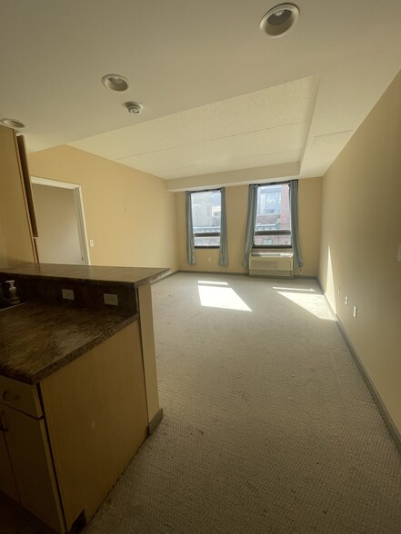 Building Photo - 111 N 9th St