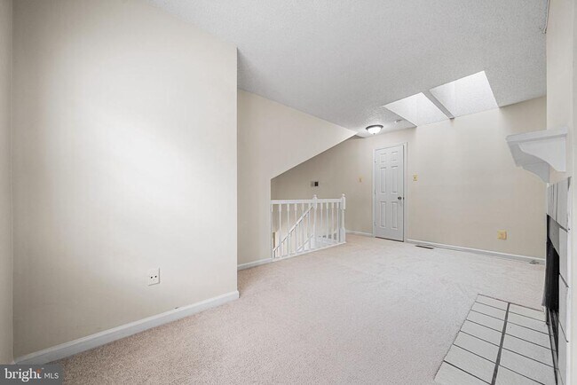 Building Photo - 12109 Green Ledge Ct