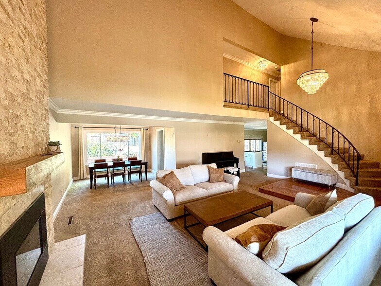 Building Photo - 4413 Sugarland Ct