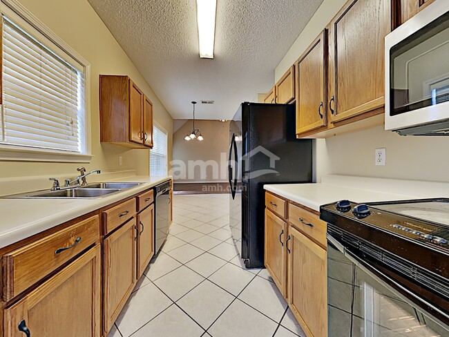 Building Photo - 5633 Michaelson Dr