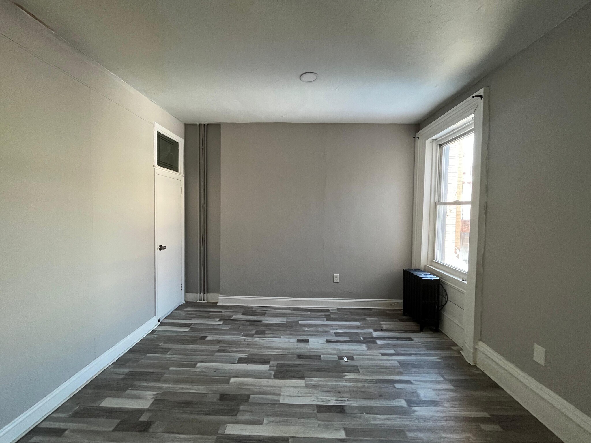 Building Photo - 86 Irving St