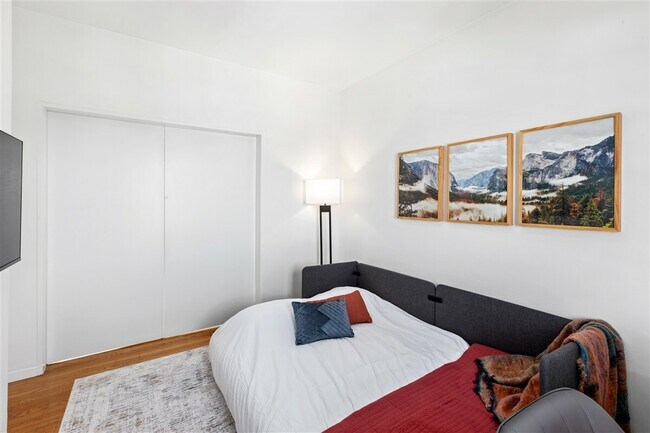 Building Photo - 180 St Germain Ave