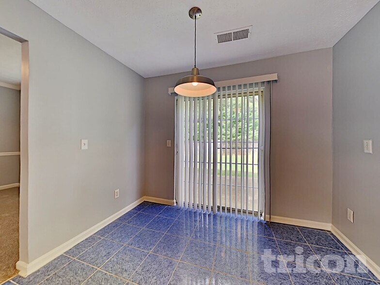 Building Photo - 7258 Silverton Trail