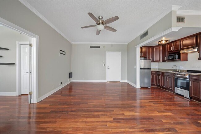Building Photo - 2109 Bayshore Blvd