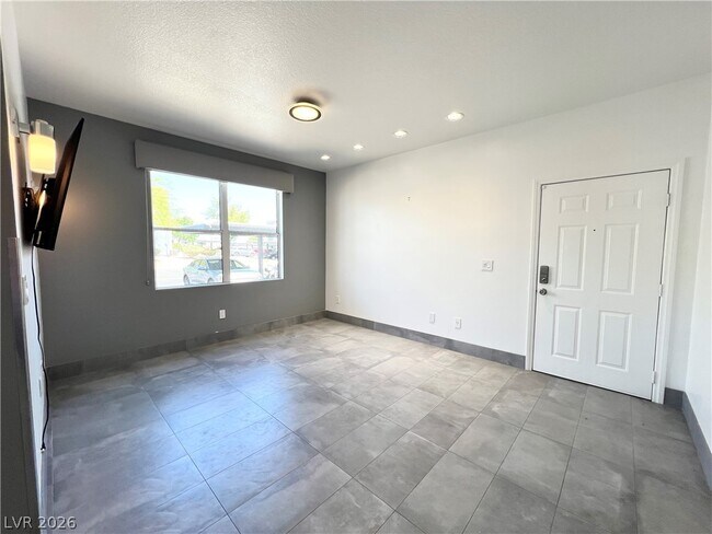 Building Photo - 6955 N Durango Dr