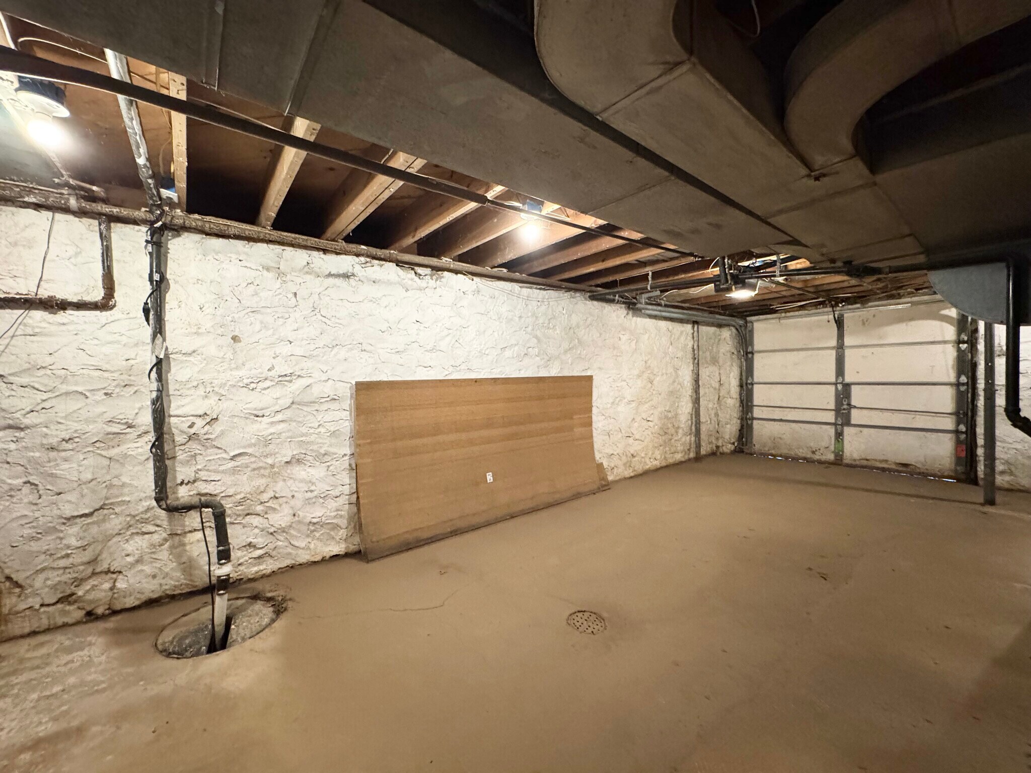 Building Photo - 738 E Meyer Blvd