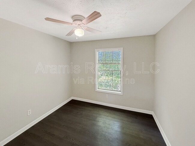 Building Photo - 1857 Whitehall Forest Ct SE