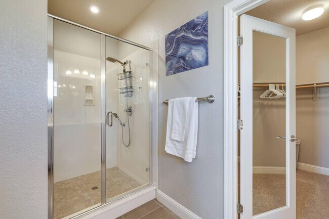 Building Photo - 2606 Petal Way