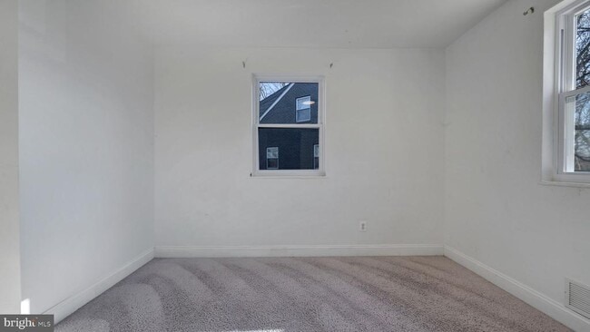 Building Photo - 1604 Woodhill Ct