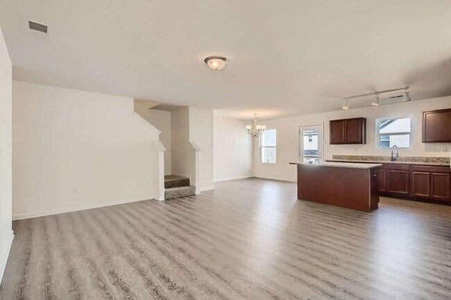 Building Photo - 1575 Leonard St