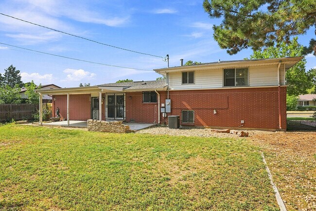 Building Photo - 3050 S Hobart Way