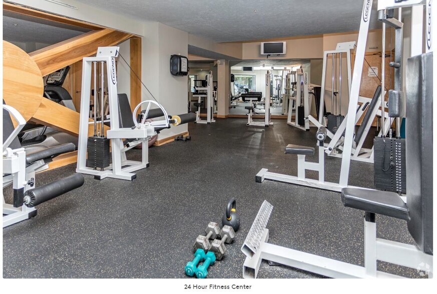 Building Photo - 2222 Detroit Ave