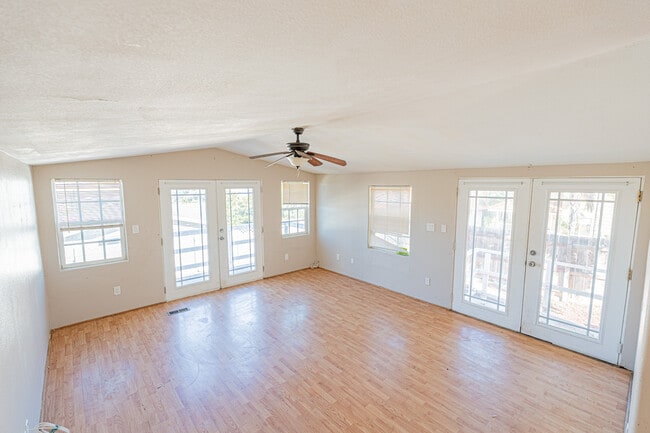 Building Photo - 17470 Haynes Ave