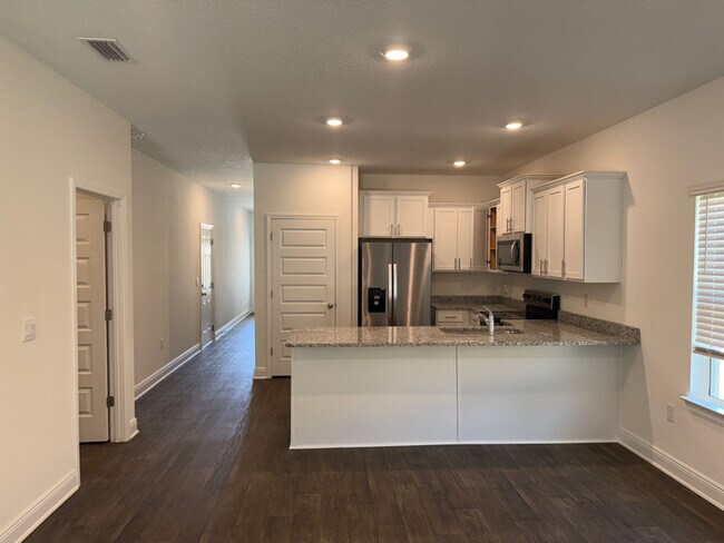 Primary Photo - 13660 Shea Cir