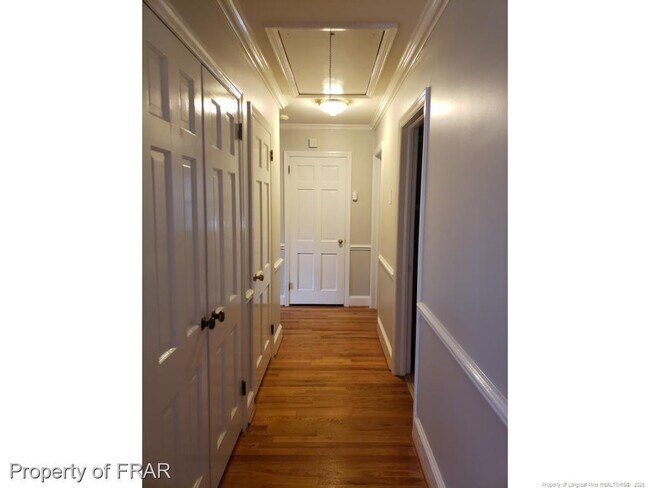 Building Photo - 311 Westview Dr