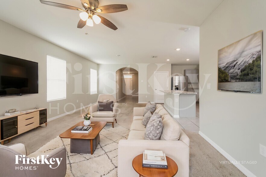 Building Photo - 1055 Andean Ln