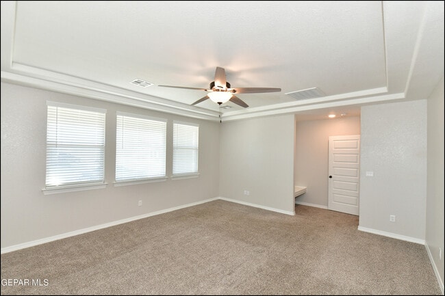 Building Photo - 2712 Sammy Cervantes St