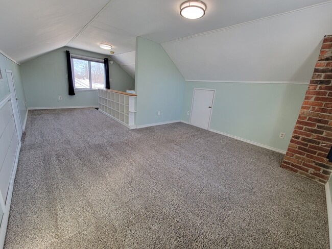 Building Photo - 3711 Hunter Ave