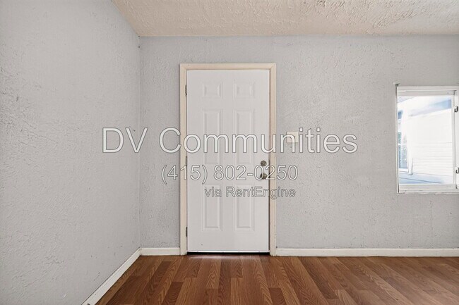 Building Photo - 5910 Southtown St