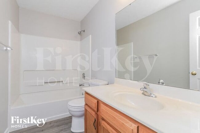 Building Photo - 9909 Trapp Ln