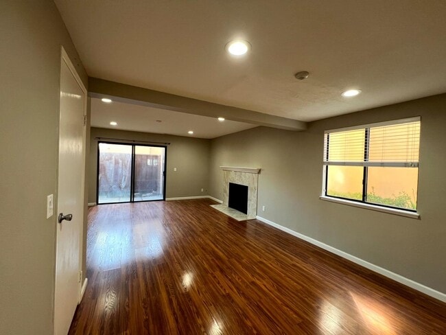 Building Photo - 6279 Joaquin Murieta Ave