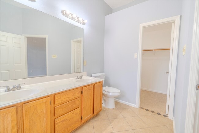 Building Photo - 13710 Sablegarden Ln