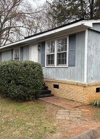 Building Photo - 37 Cedarvilla Dr