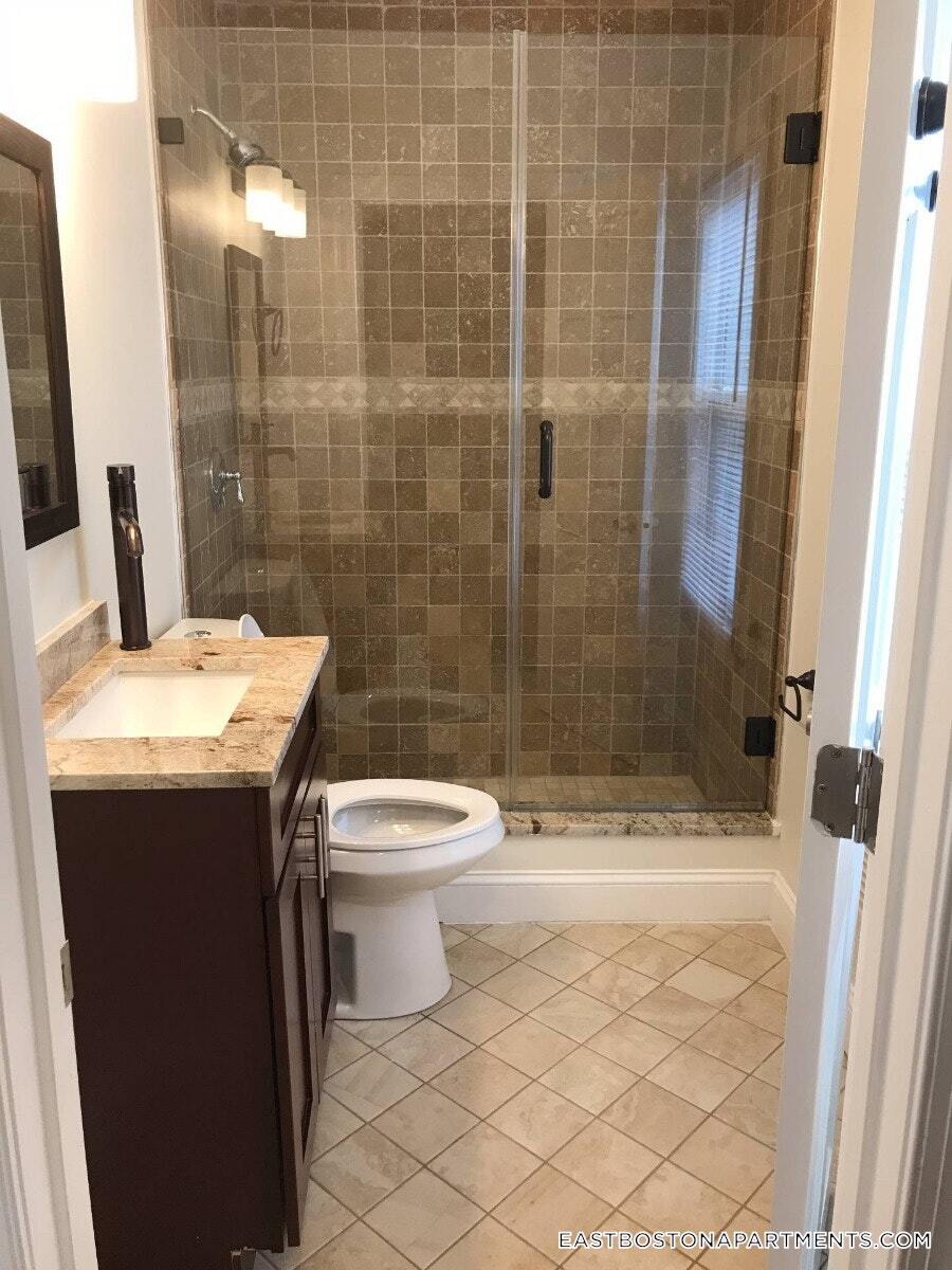 Building Photo - 130 Brooks St