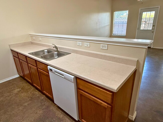 Building Photo - 10822 Mathom Landing