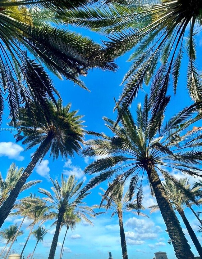 Building Photo - 1685 Jefferson Ave