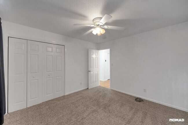 Building Photo - Spacious 4BR House in Fayetteville