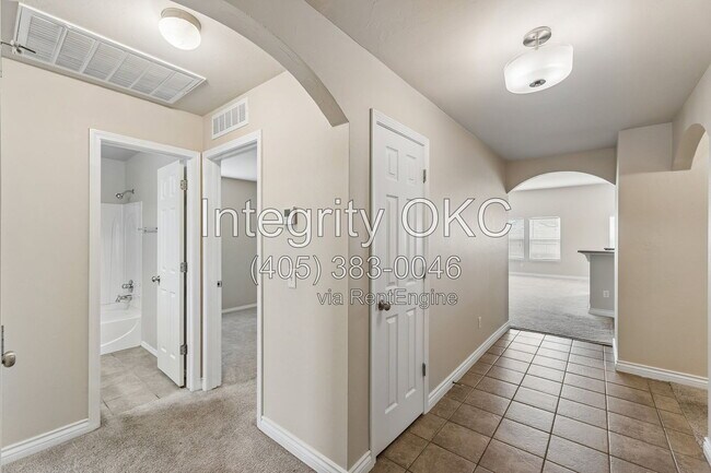 Building Photo - 2800 NW 184th St