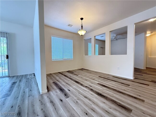 Building Photo - 813 Peachy Canyon Cir