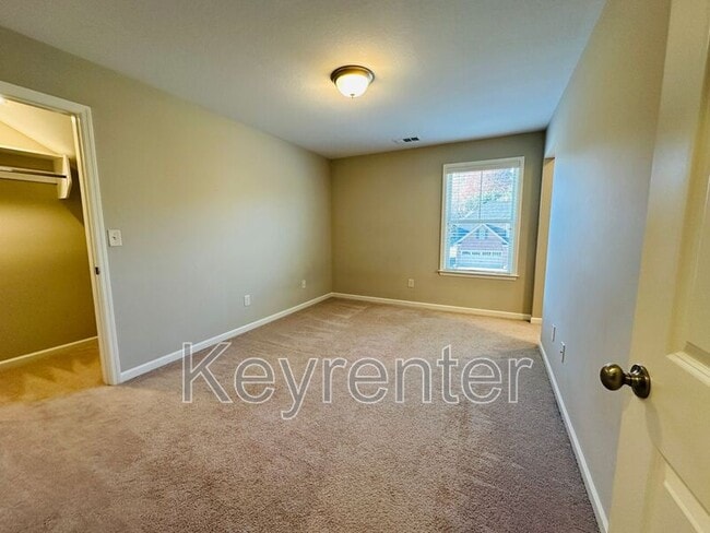 Building Photo - 12183 Inglecrest Ln