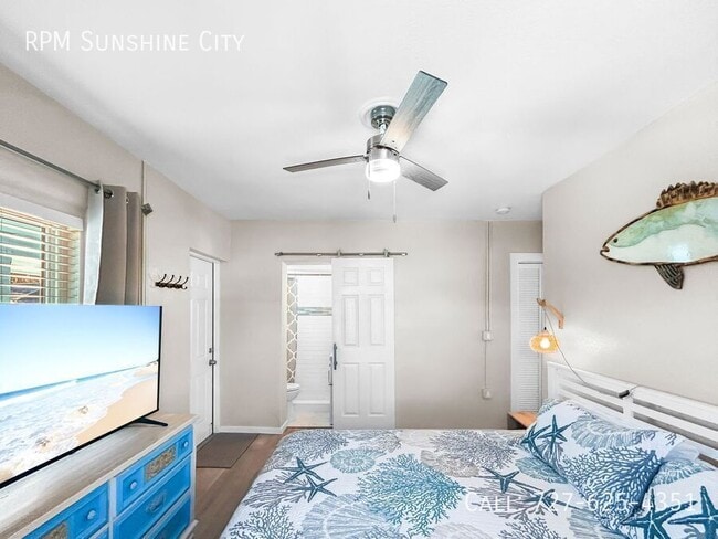 Building Photo - 14135 Palm St