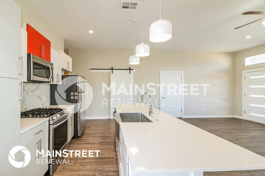 Building Photo - 11315 Paradise Out Ln