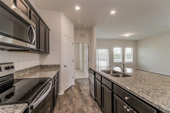 Building Photo - 606 Tortuga Ct